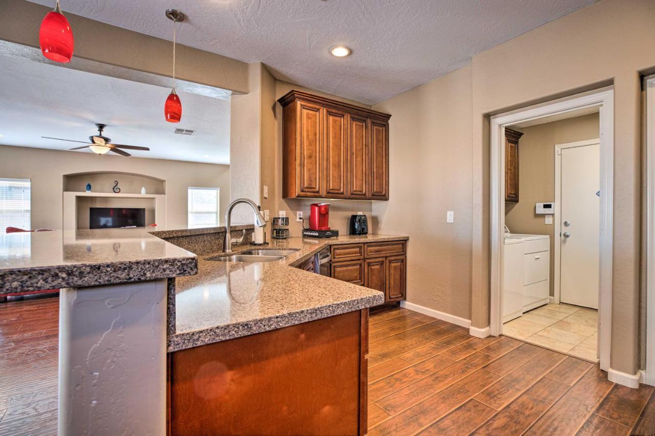 Maricopa Home With Outdoor Seating, 2 Mi To Golf! 外观 照片